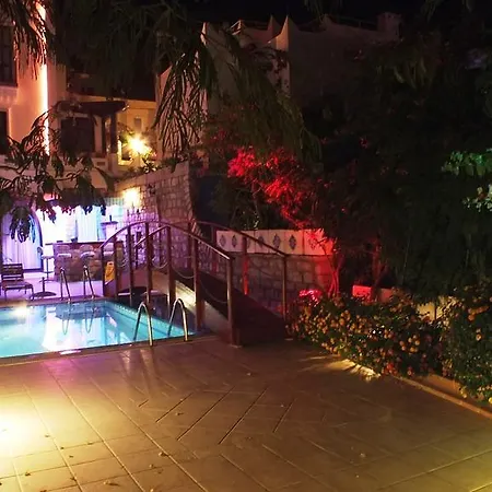 호텔 Club Pirinc Bodrum