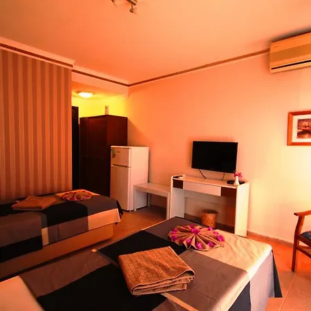 Szálloda Club Pirinc 3*